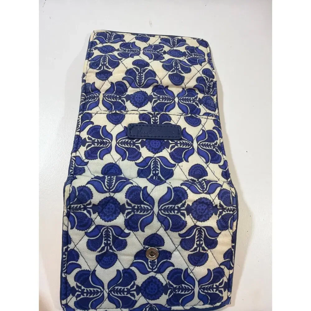 Vera Bradley Petite Trifold Wallet Cobalt Tile pattern 5" x 4" - Picture 3 of 4